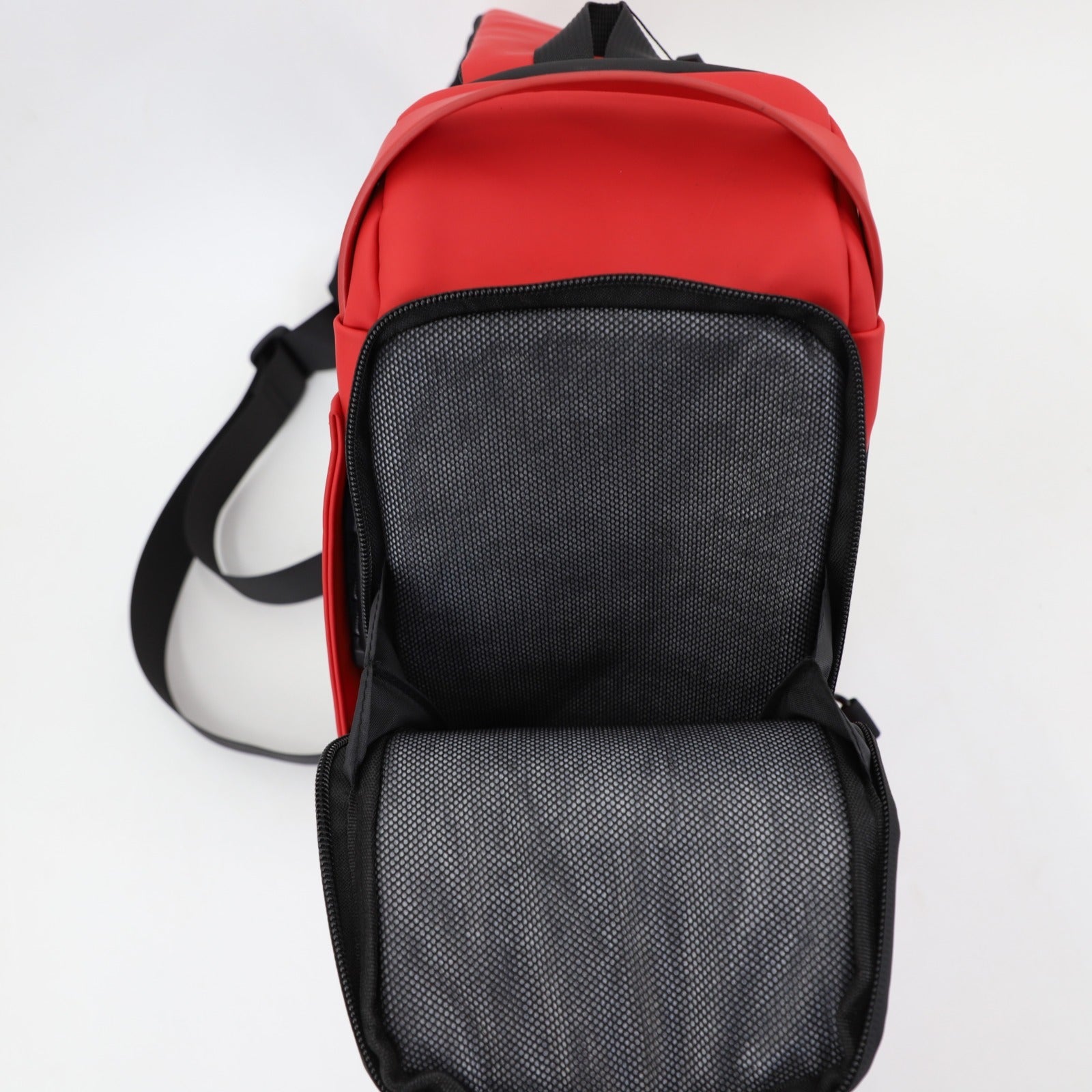 FireBar Labs Smell Proof Executive Tech Cross Body w/USB - C Fast Charge Port - Hidden Lock - FireBar Labs - Saddle Brown