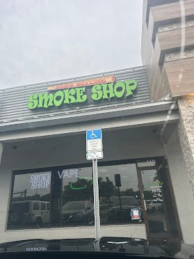 Best Budz Smoke Shop storefront in Naples, FL