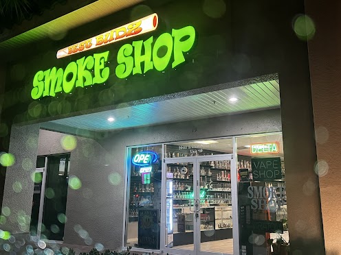 Best Budz Smoke Shop storefront in Estero, FL