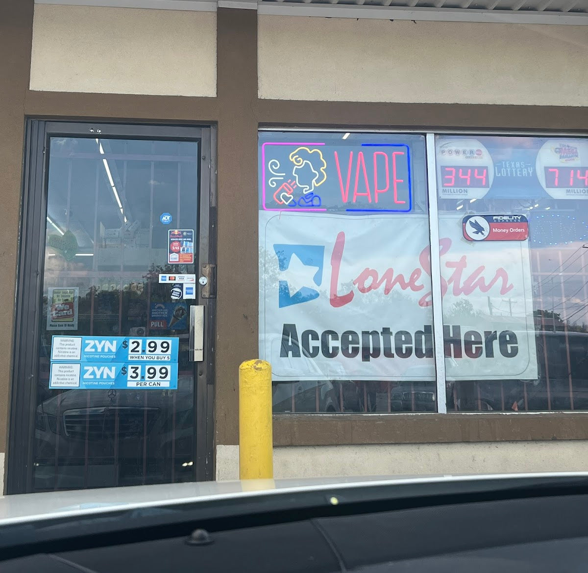 Pak-N- Save Drive Thru storefront in Austin, TX