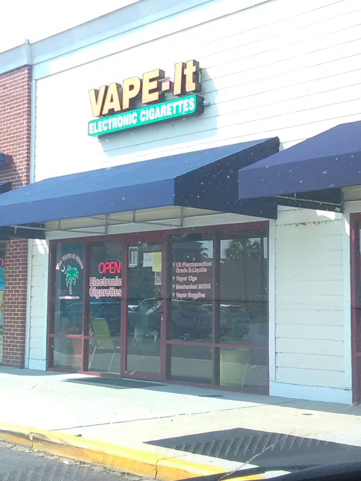 The Vape It Store storefront in Beaufort, SC