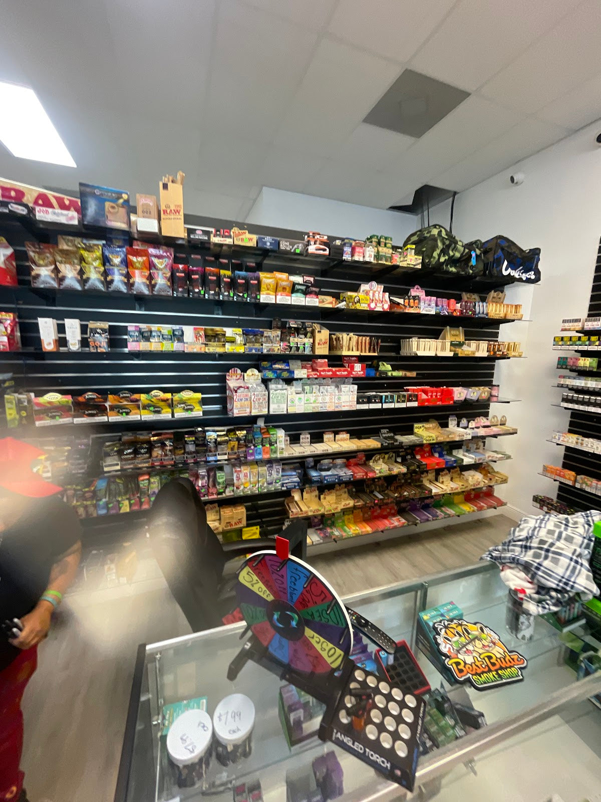 Best Budz Smoke Shop storefront in Cape Coral, FL
