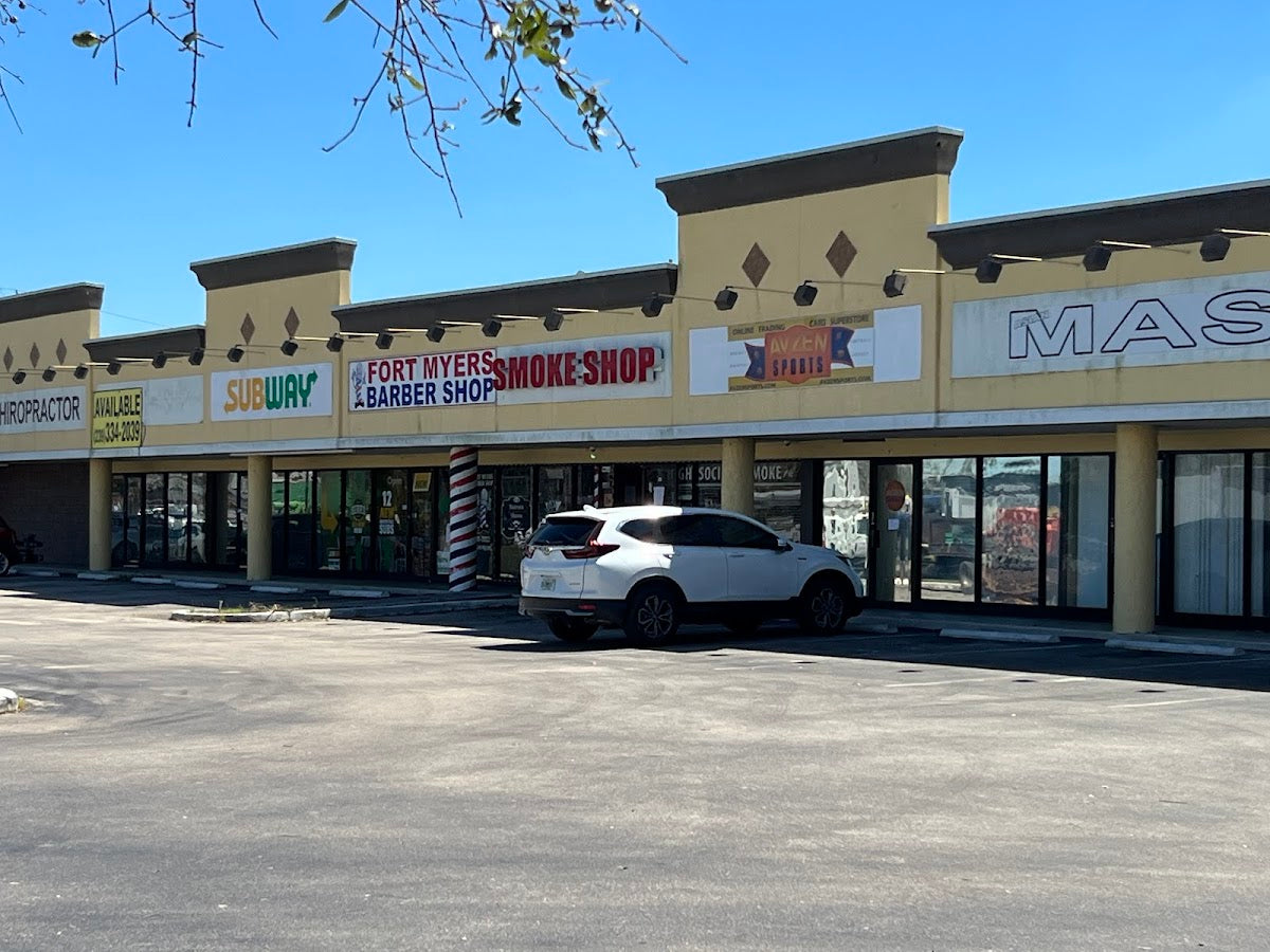 High Society Smoke Shop storefront in Fort Myers, FL