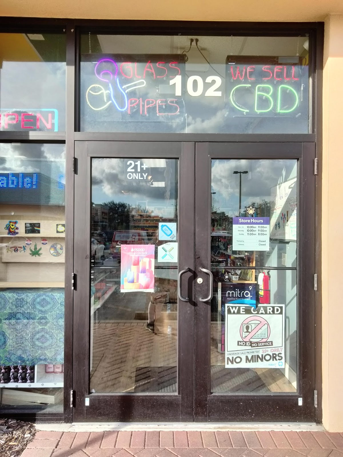 Holy Smokes & Vape (We Deliver) storefront in Fort Myers, FL