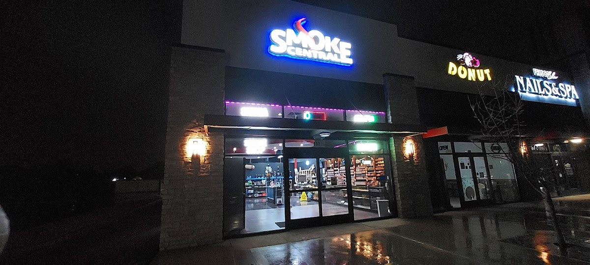 Smoke Central storefront in Frisco, TX