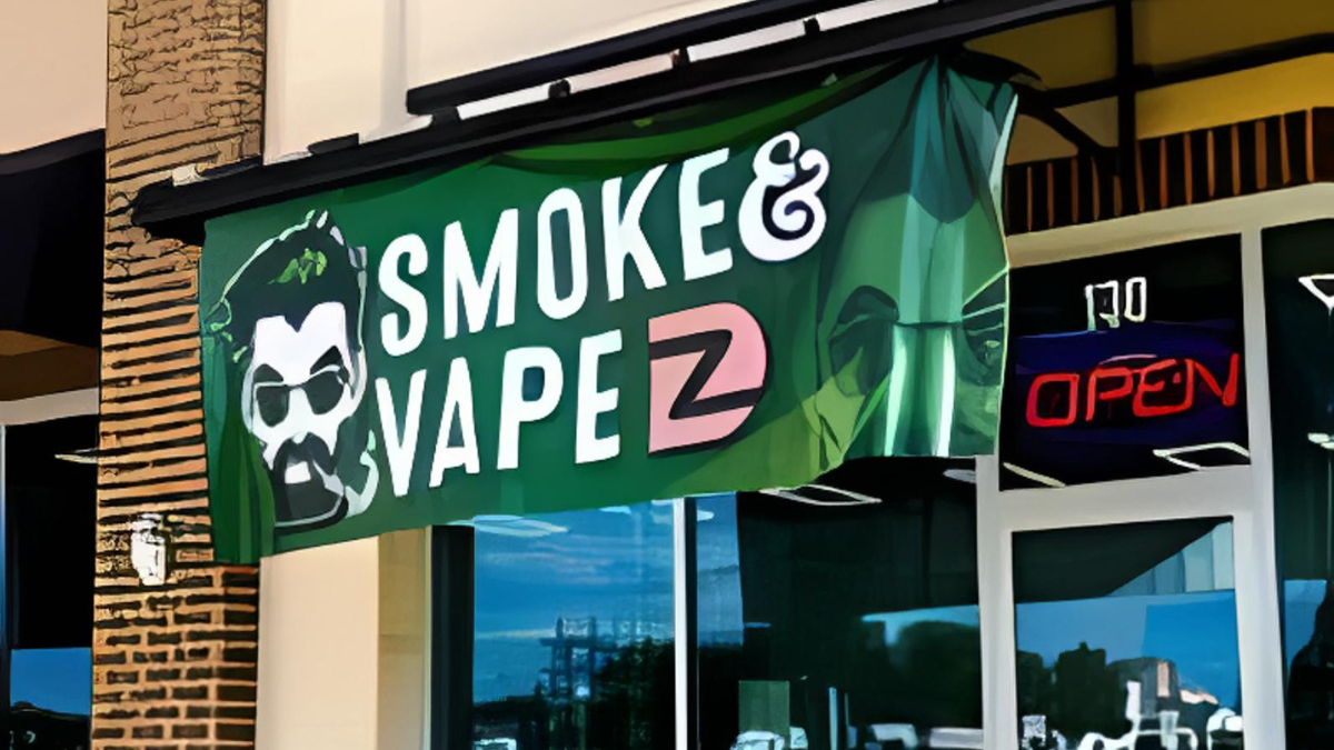 Smoke & Vape DZ - IRVING storefront in Irving, TX