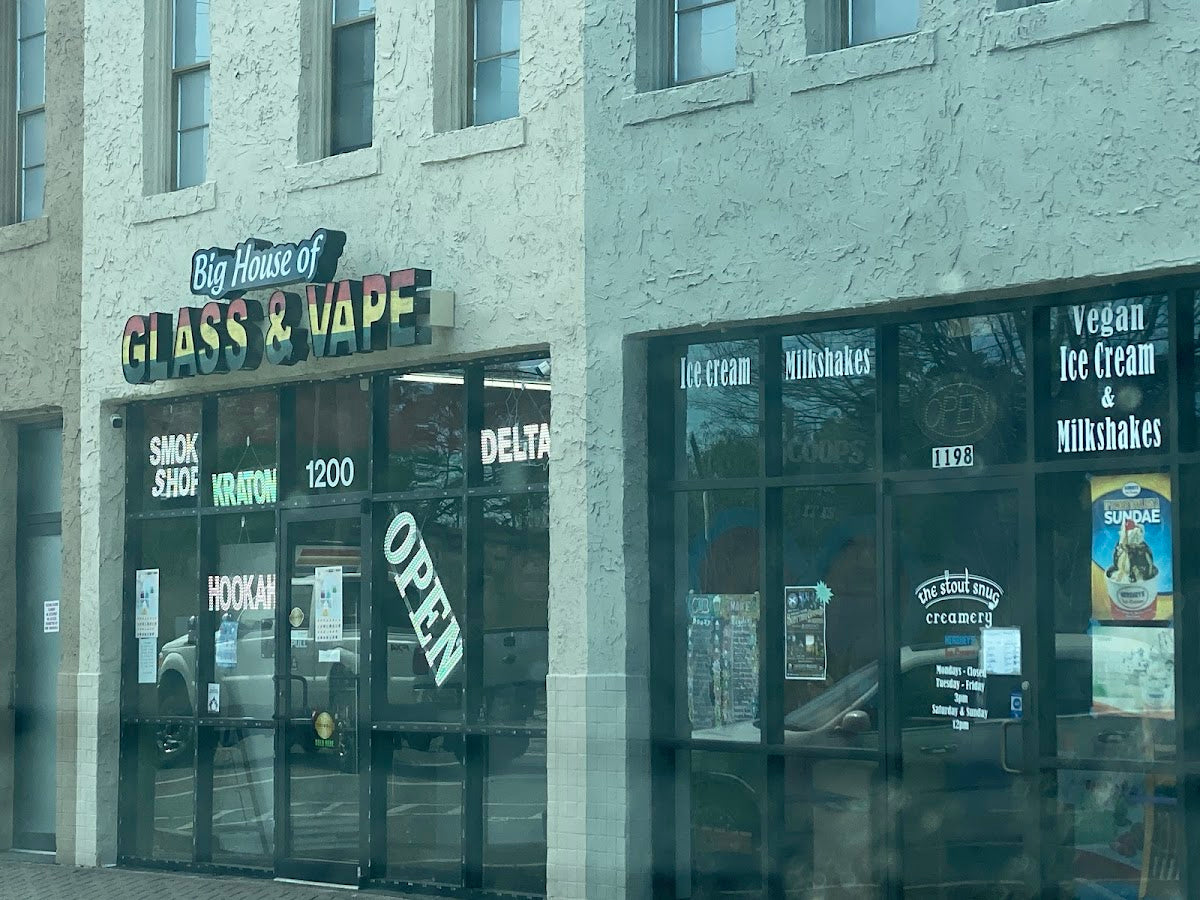 Big House of Glass & Vape storefront in Jacksonville, FL