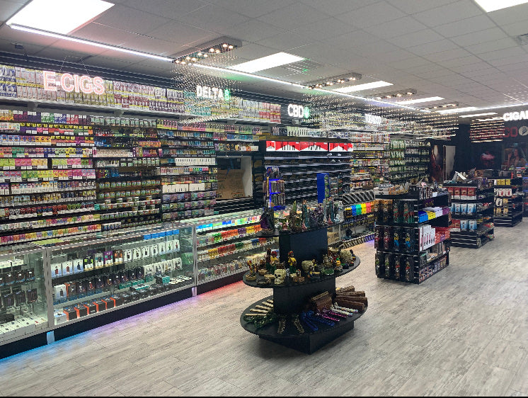 MAXX TOBACCO AND VAPOR storefront in Jacksonville, NC