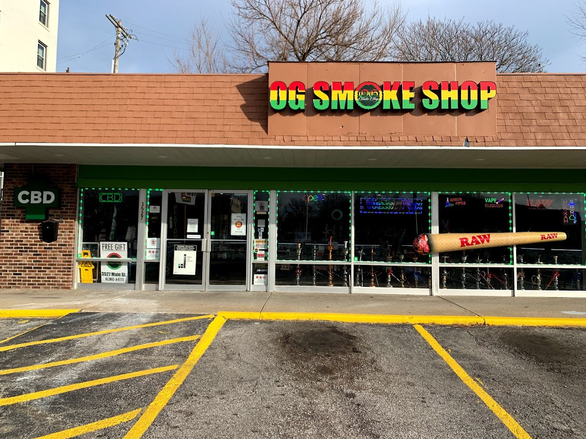 OG Smoke Shop storefront in Kansas City, MO