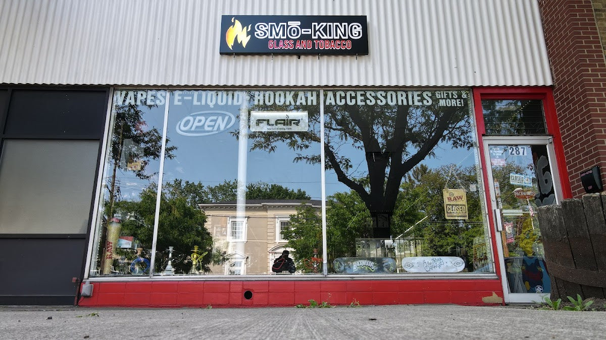 Smo-King Glass & Tobacco storefront in Kingston, PA