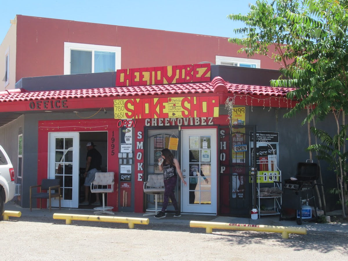 CheetoVibez Smoke Shop storefront in Oracle, AZ