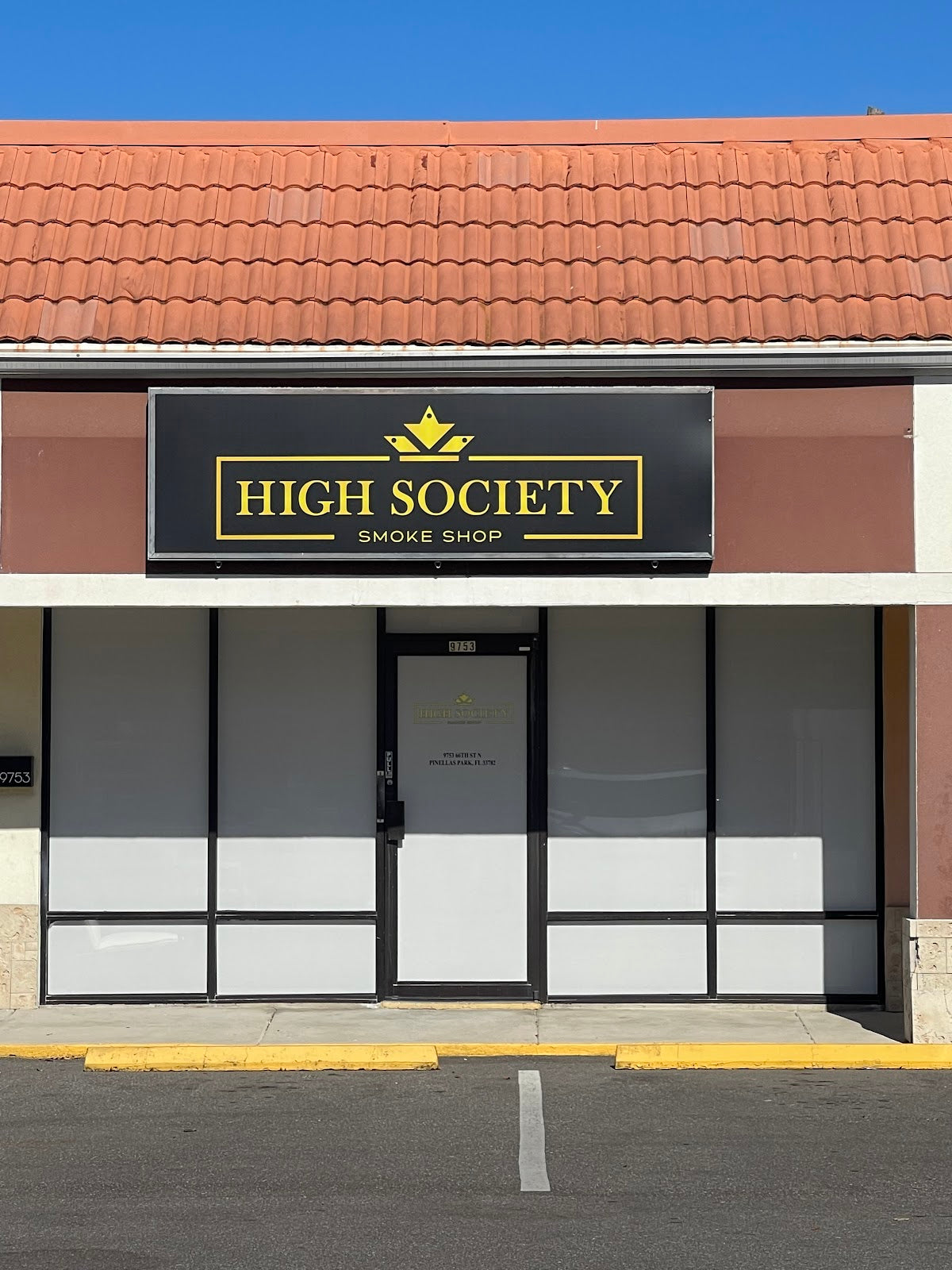 High Society Smoke Shop storefront in Pinellas Park, FL