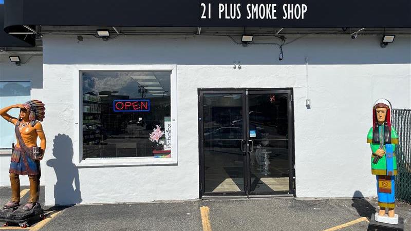 21 Plus Smoke Shop storefront in Quincy, MA