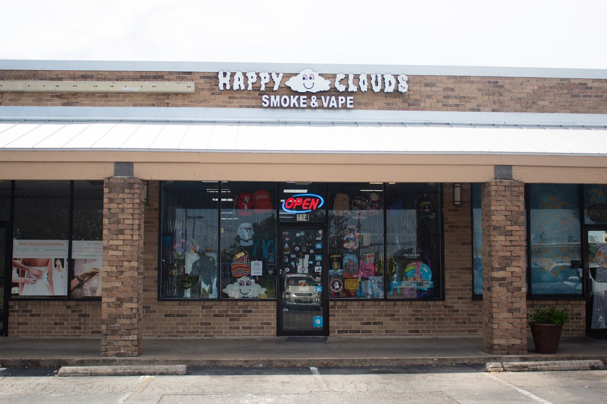 Happy Clouds Smoke Shop storefront in Round Rock, TX