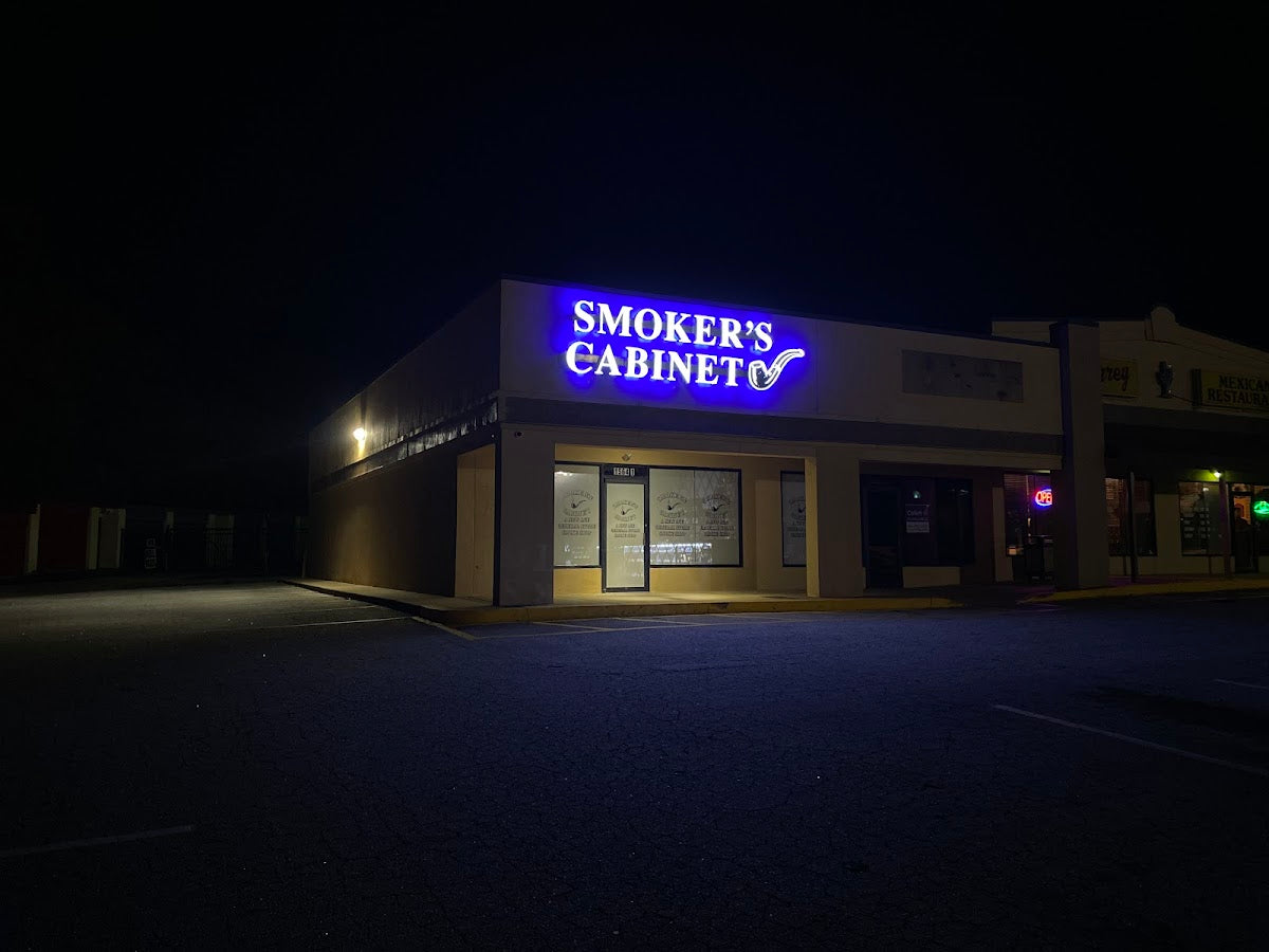 Smokers Cabinet storefront in Spartanburg, SC