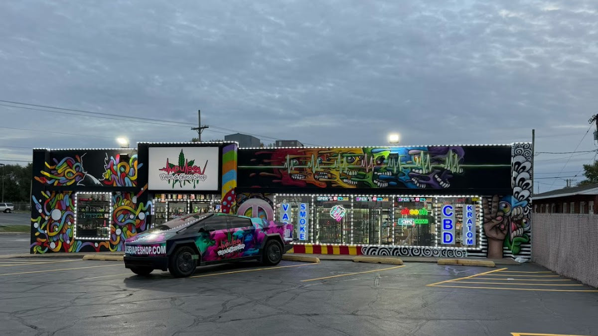 Impulse Vape & Glass Shop storefront in Springfield, IL