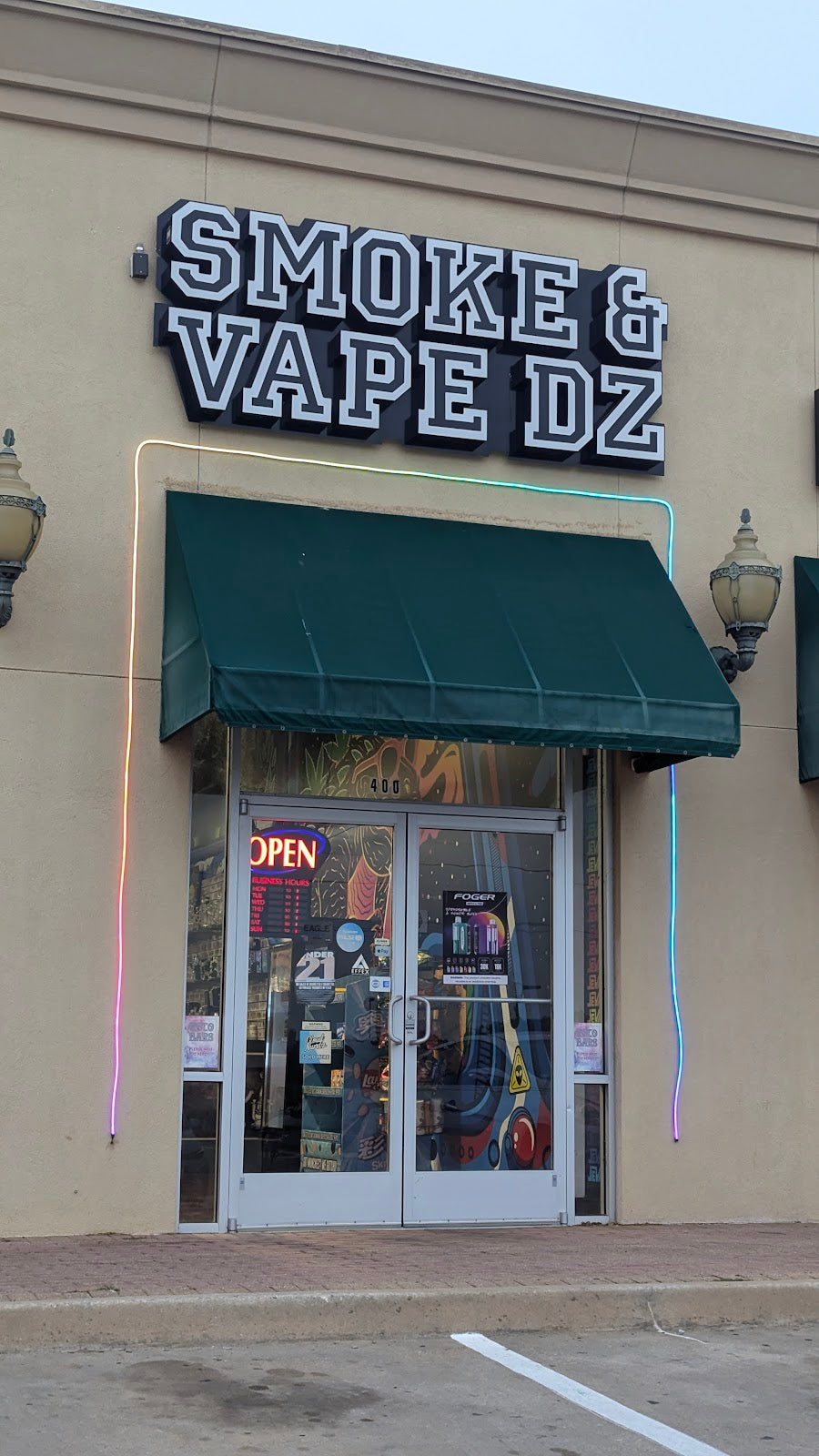 Smoke & Vape DZ - Watauga storefront in Watauga, TX